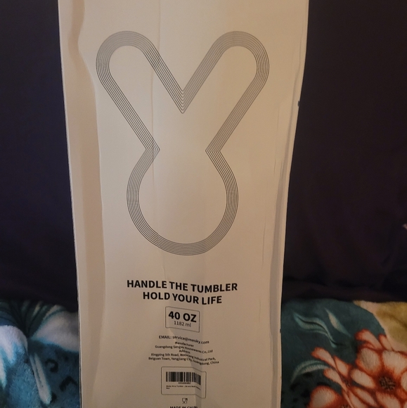 40oz NIB Meoky Pride Tumbler - Picture 3 of 7